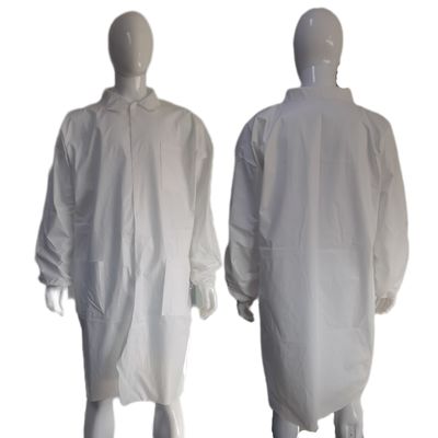 Vêtement de laboratoire de protection résistant à la poussière en polypropylène microporeux SMS non tissé