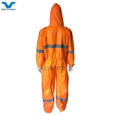Blanc orange SMS Microporeux Sf Mf Couvre-vises jetables avec bandes réfléchissantes et capuchon