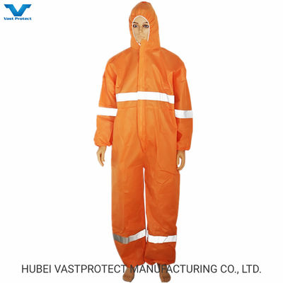 Catégorie 3 Type 56 imperméable à l'eau respirable jetable microporeux blanc général 60GSM Bénéfice