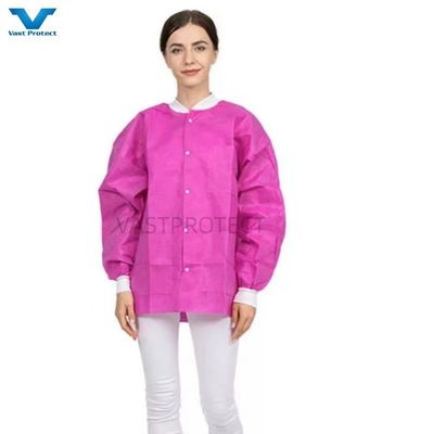 Un manteau de laboratoire anti-poussière pour le printemps et l'automne
