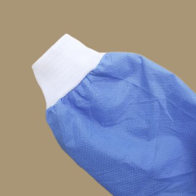 VASTPROTECT-501 Vêtement d'isolation non stérile imperméable à l'eau doux respirant AAMI Niveau 2/3 Vêtement de visite