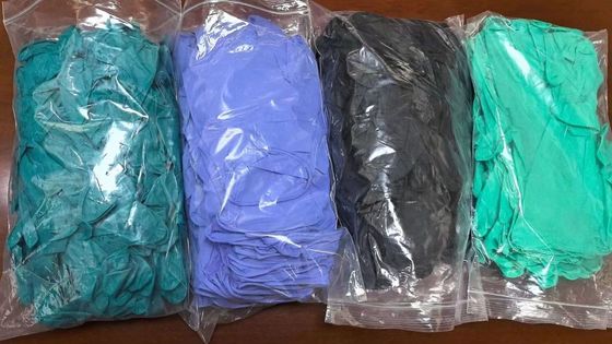 Gants de travail en nitrile noir de 3,5 à 5,5 g certifiés par la FDA pour la sécurité des EPI industriels en vrac
